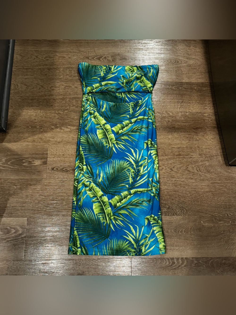 Forever 21 Blue & Green Strapless Tropical Midi Dress